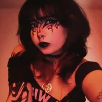 Ivi_jones_'s Avatar Pic
