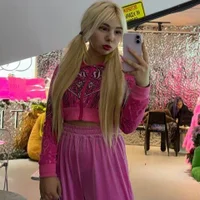 EllaMelone's Offline Chat Room