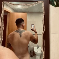 LoreYaku's Profile Pic
