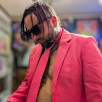 รูปอวาตาร์  ของ tayshie