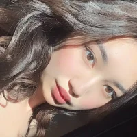lady_lluck's Profile Pic