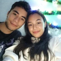 Ảnh đại diện của Lisa_and_Chris2