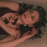 mary_collinss' Avatar Pic