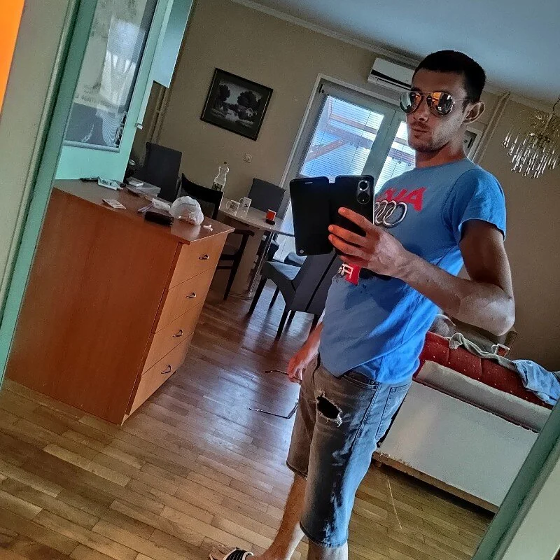 zekszeks profile photo