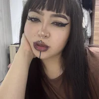 DarkVelvetMuse webcam