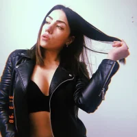Courtney_Shine's Profile Pic