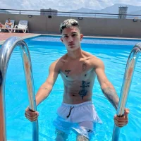 Boy_Leon_X