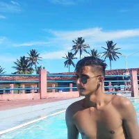 tomzinhoal's Profile Pic