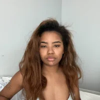 Violetcormac's Profile Pic
