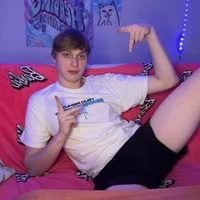 loveshops's Profile Pic