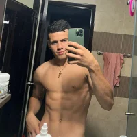 ronal_18_sexy