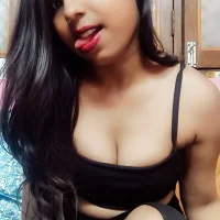 Gambar Avatar desi_riyaxx