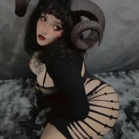 Slutty_Artist - Profil Fotoğrafı