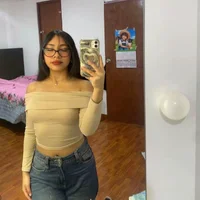 Nicolee_vll's Profile Pic