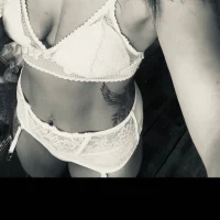 รูปโปรไฟล์ของ brunettebarbie_69