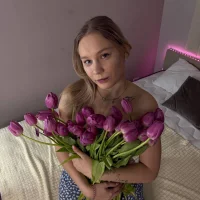 Vanessa_Harr1s' Avatar Pic