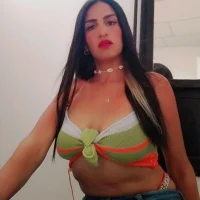 chole_thompson's Profile Pic