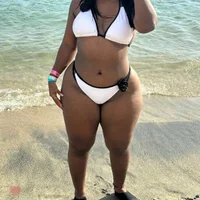 Chelle01's Profile Pic