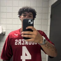 champagnedeion's Avatar Pic