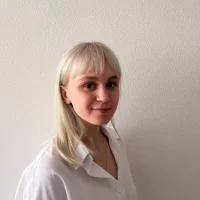 LynnBlakeway's Profile Pic