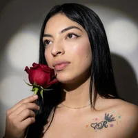 Ashly_bloom_'s Avatar Pic