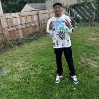 toleronmilk webcam model