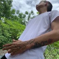 Gambar Profil David_Universe2