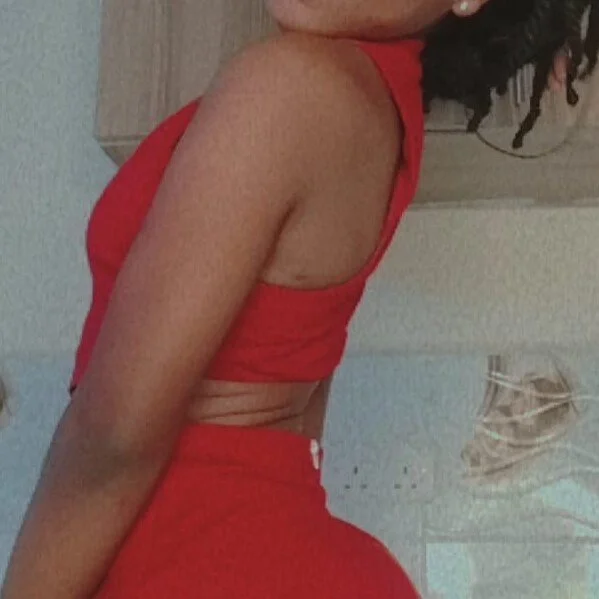 Camileolives Stripchat profile image