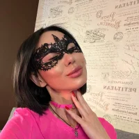 weloves33x's Avatar Pic