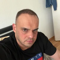 Chris111219 Adlı Modelin Avatarı