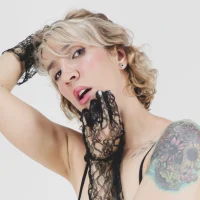 Lolla_blonde's Profile Pic