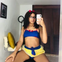 foxxxylovee69's Profile Pic