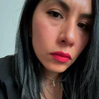 SacredRegina's Profile Pic