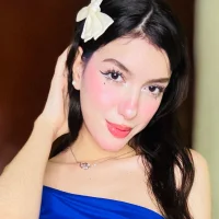 Emily-hottson Adlı Modelin Avatarı
