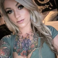 รูปโปรไฟล์ของ StoneColdFoxxx13