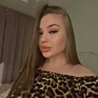 LunaEstella's Profile Pic