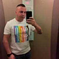 Mada88's Profile Pic