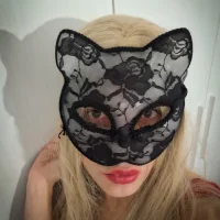 Lauratrav99