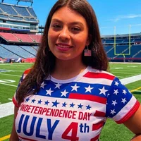 Emily_Manzzur's Avatar Pic