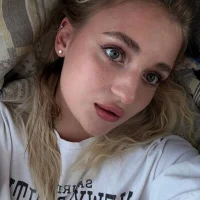 Профилна снимка на softsweetbun
