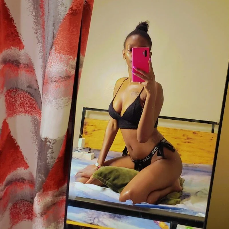 sexxybloom profile photo