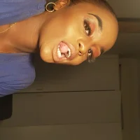 GoldenStunnersxxx's Profile Pic