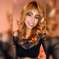 Ava_raven's Profile Pic