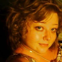 Lena_Malone's Avatar Photo