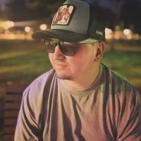 rusik111's Profile Pic