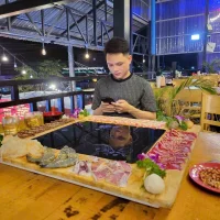 binpro's Profile Pic