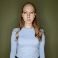 CateDrover Φωτ, Προφίλ