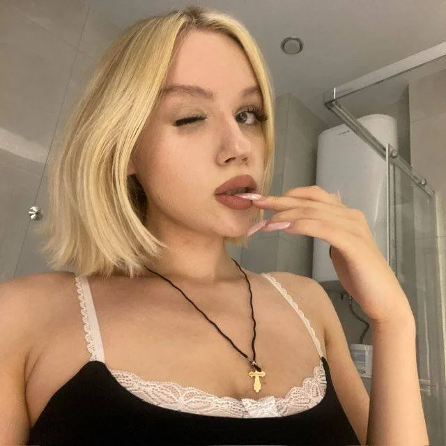 louisa_presle profile photo
