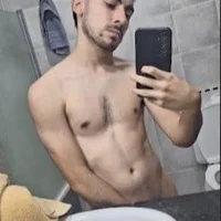 Ronc00l's Profile Pic