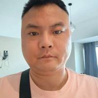 qqqq999900's Profile Pic